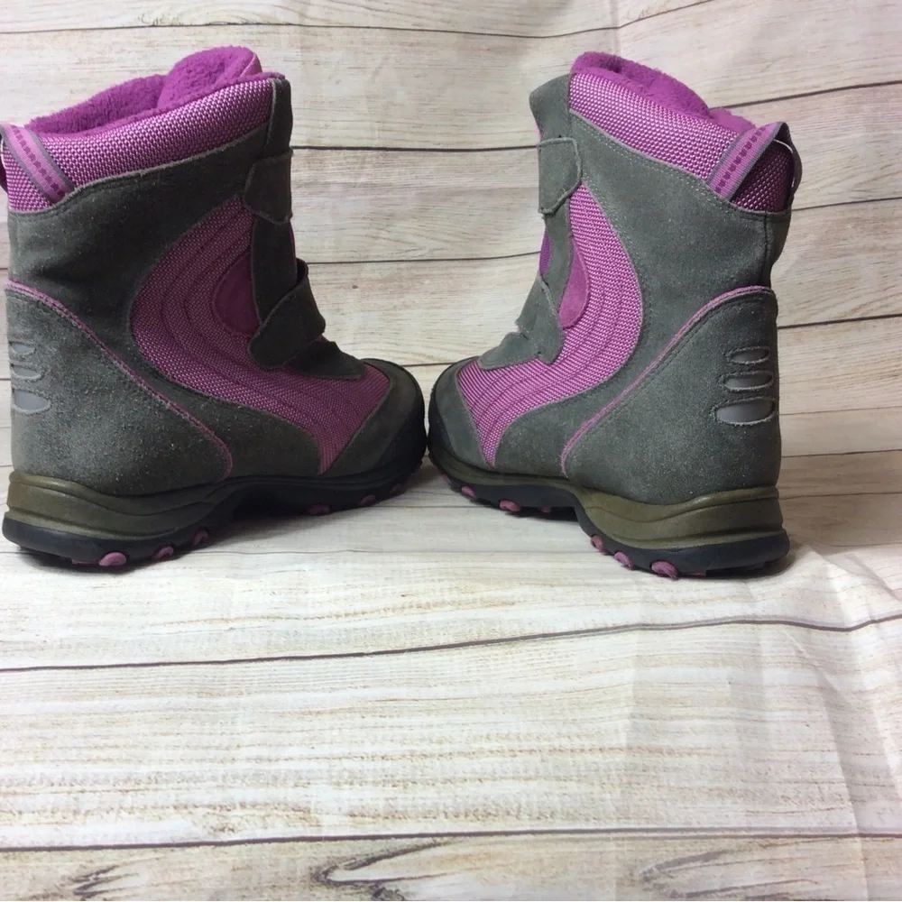 L.L. Bean, pink/gray suede leather snow boots. Kid size 5.